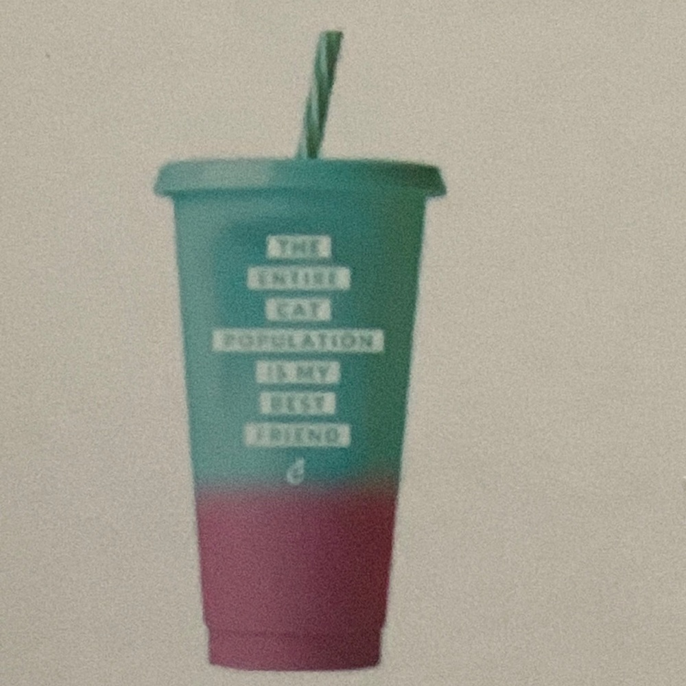 NWT color changing tumbler